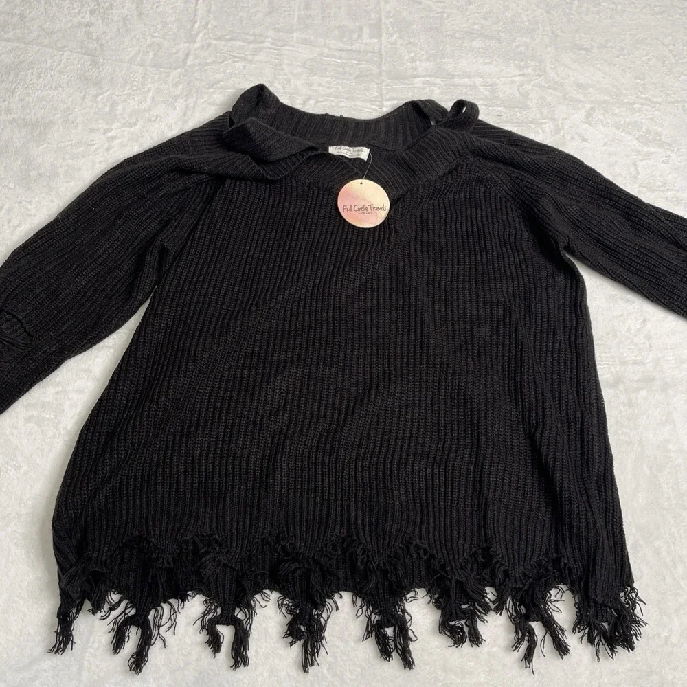 NWT Womens Sweater Plus Size‎ 3X Frayed Whimsy Goth Grunge Distressed Black Flaw